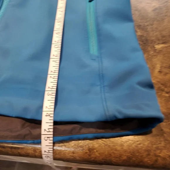Arc'teryx Women's Vintage Blue Ski Jacket - Picture 14 of 16